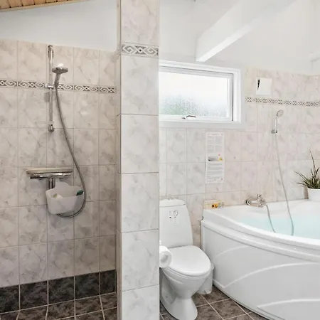 Amazing In Vaeggerlose With Wifi Σπίτι διακοπών Bøtø By