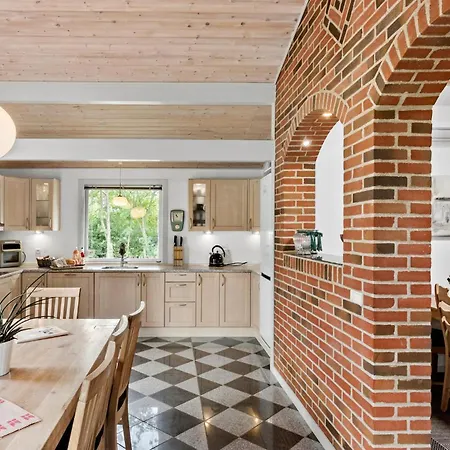 Pet Friendly In Vaeggerlose With Kitchen Holiday home