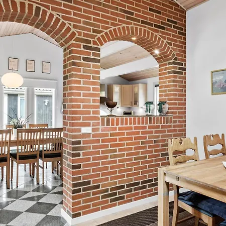 Ferienhaus Amazing In Vaeggerlose With Wifi Bøtø By