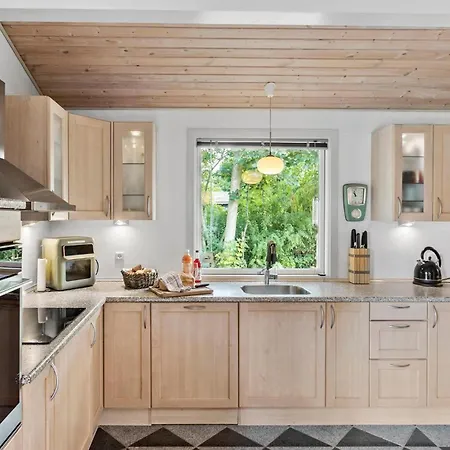 Pet Friendly In Vaeggerlose With Kitchen Holiday home