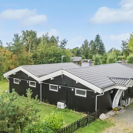 Ferienhaus Amazing In Vaeggerlose With Wifi *