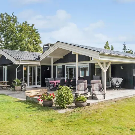 Pet Friendly In Vaeggerlose With Kitchen Holiday home Boto By