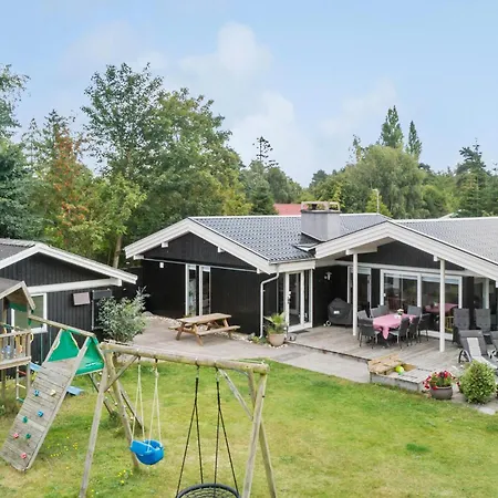Pet Friendly In Vaeggerlose With Kitchen *